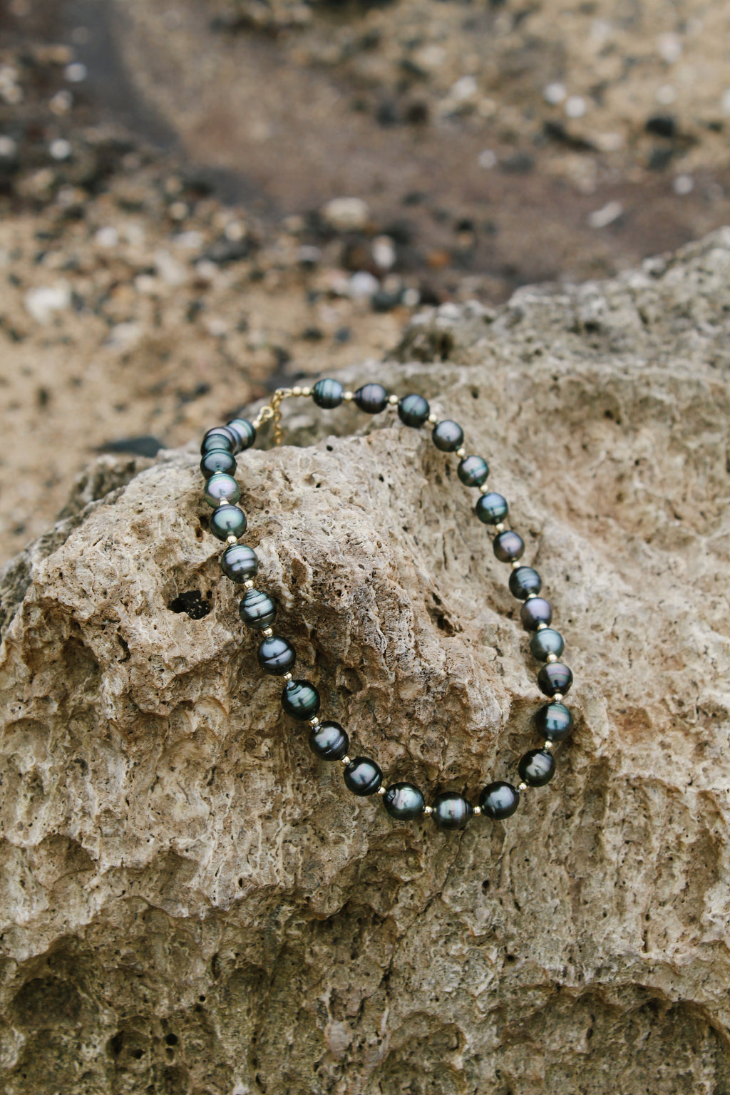 Gold Beaded Tahitian Strand