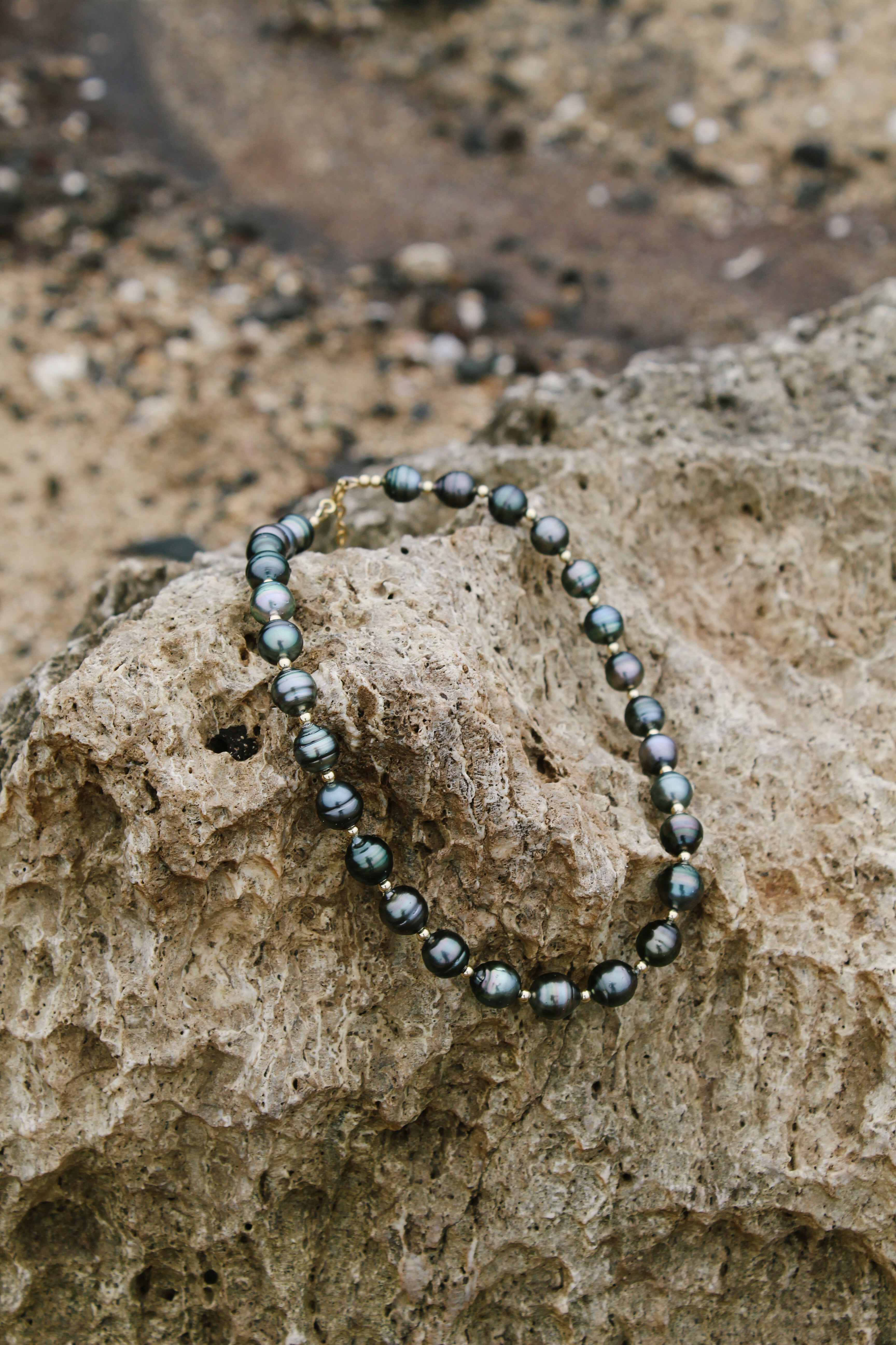 Gold Beaded Tahitian Strand