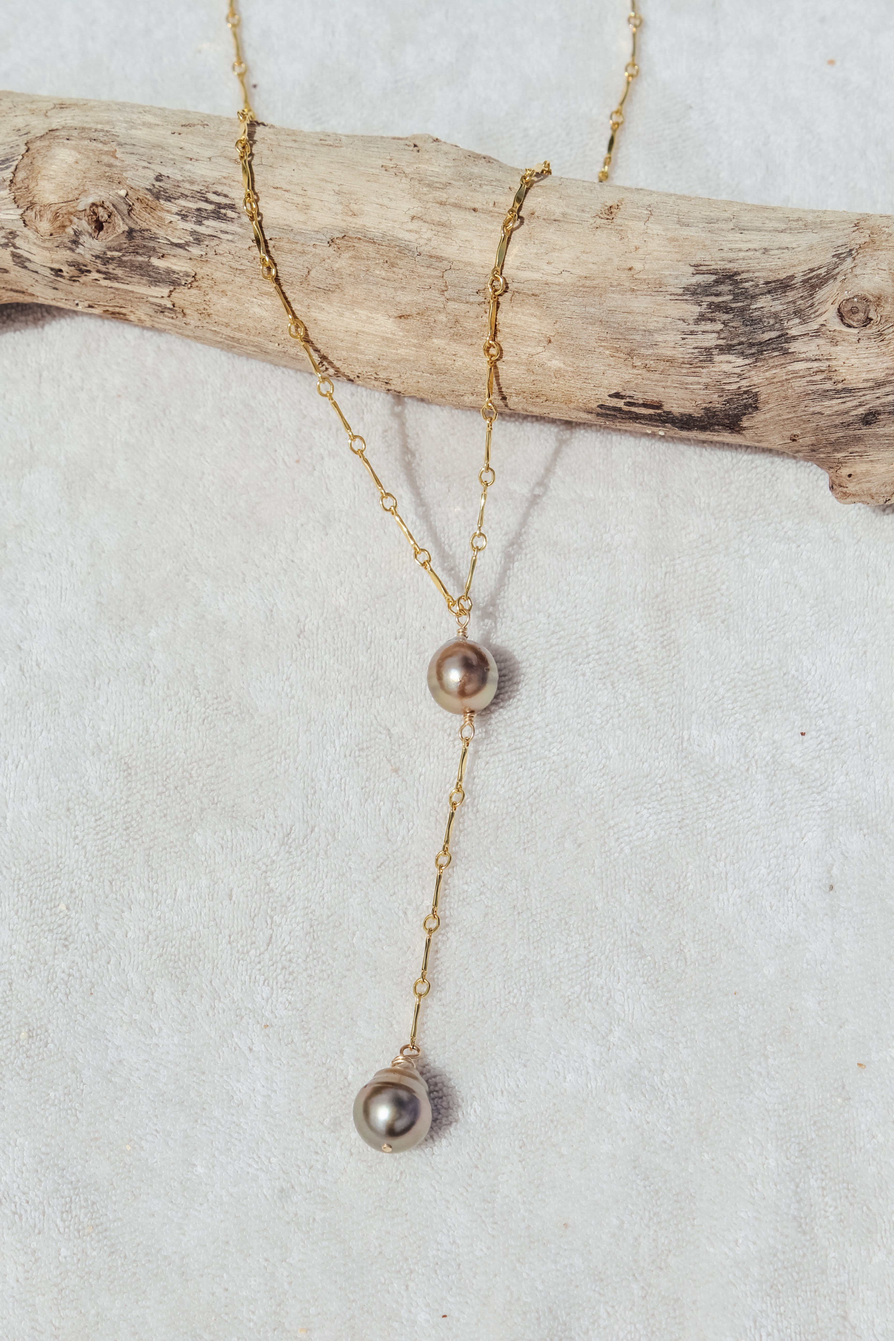 Tahitian Lariat