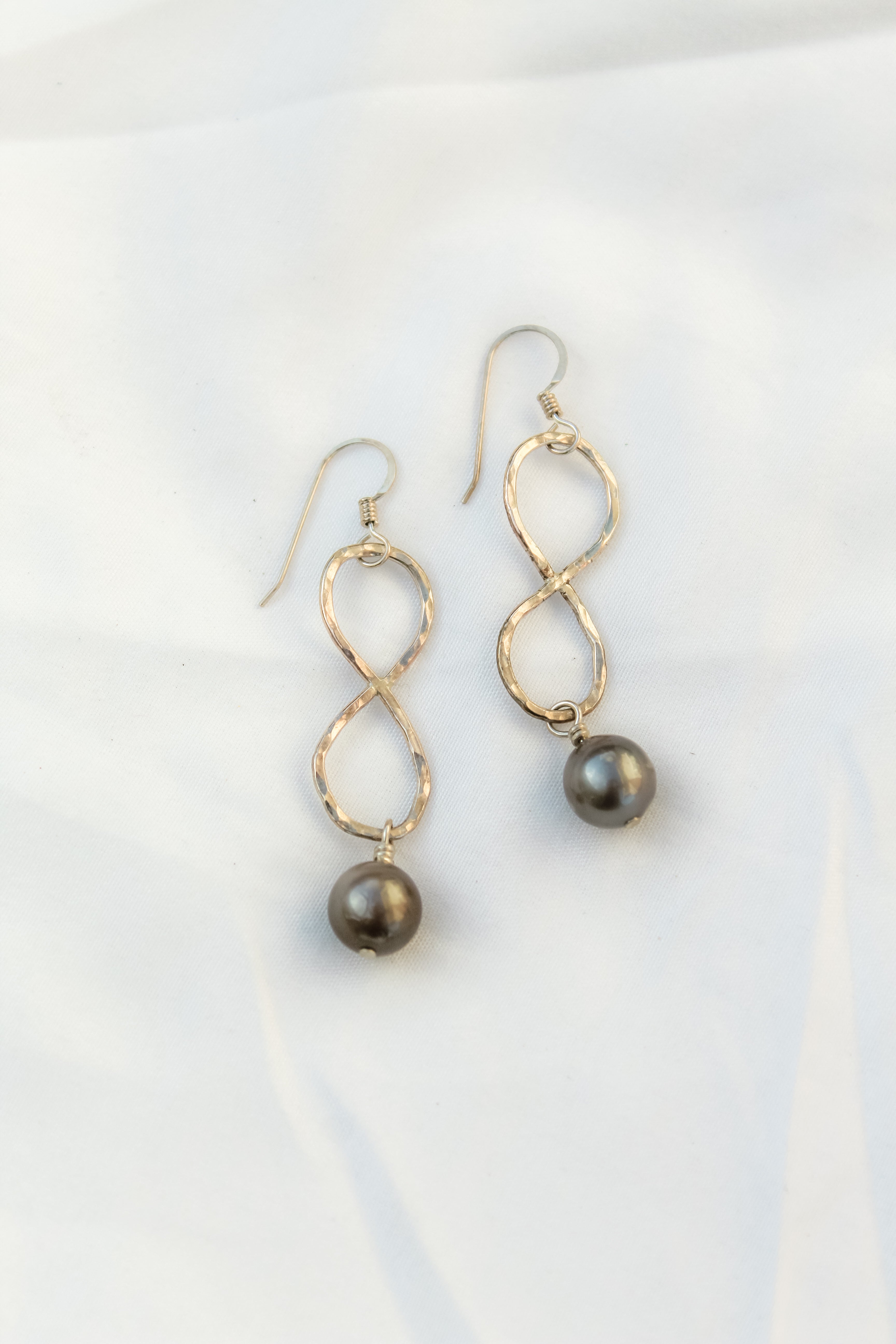 Tahitian Infinity Drops