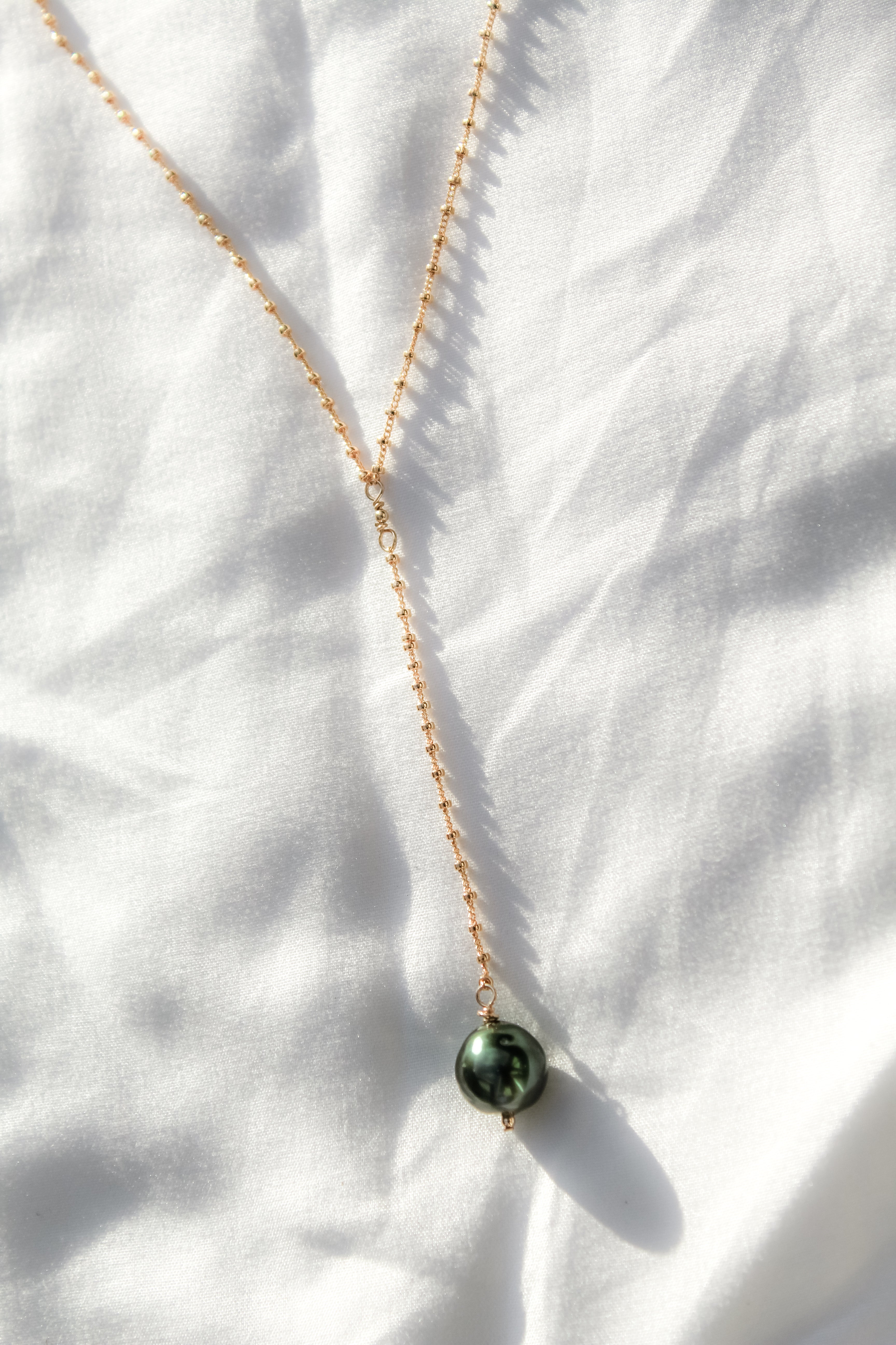 Single Tahitian Lariat