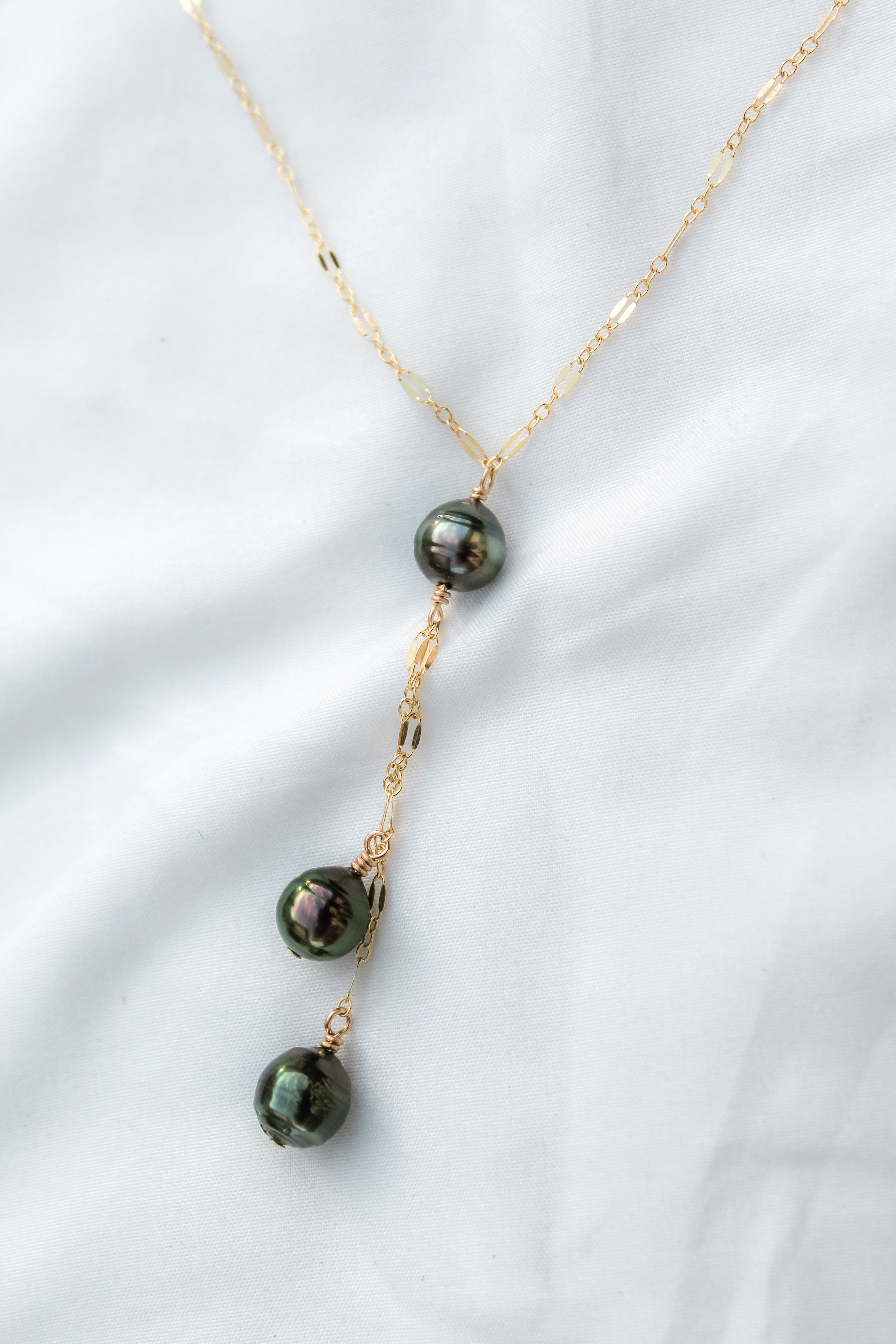 Double Tahitian Lariat